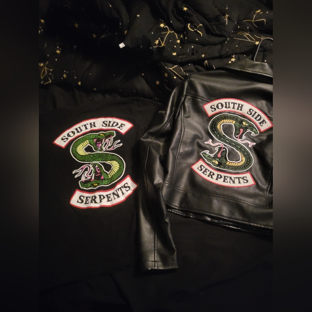 Hot Topic Women's Riverdale Bundle (2 Items)(XS)(NWOT) - Picture 4 of 5